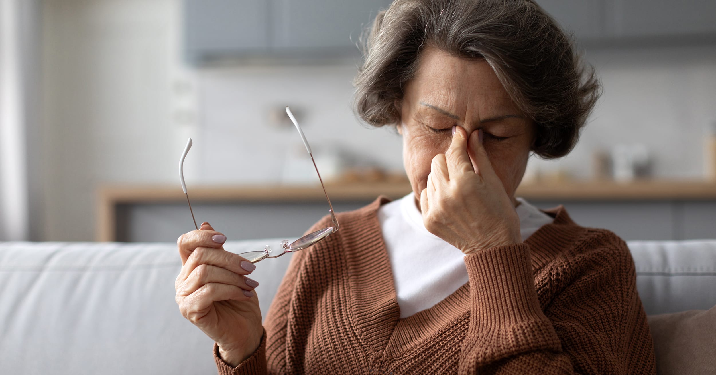 Eyes Feel Tired When Wearing Glasses 1800 Contacts