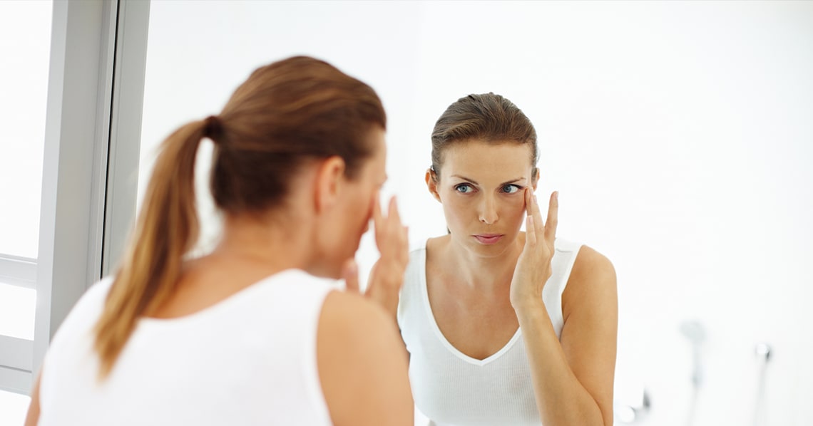 Top 5 Ways You Might be Hurting Your Eyes Eye Society 1800 Contacts